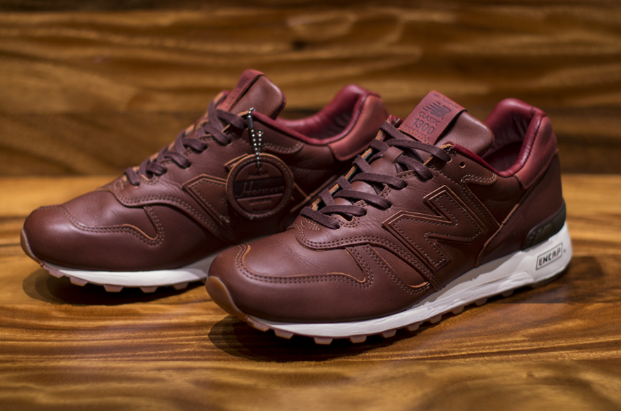 New balance hotsell with leather